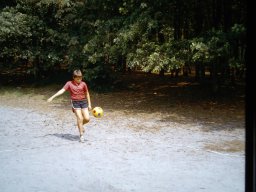 0DIA 1983 RAVAKAMP